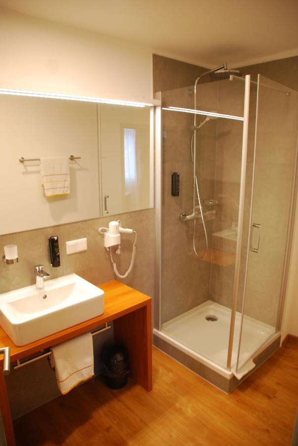 Walldorf Suites Boutique Hotel Ngoại thất bức ảnh